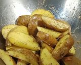 Foto langkah ke 4 dari resep Crispy Baked Potato.