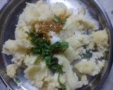 A picture of step 4 of Ragda pattice.
