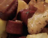 Foto del paso 5 de la receta: Papas con salchichas de siempre!!