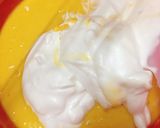Hình bước làm 2 của món Bánh Cupcake Hong Kong Cam