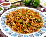 A picture of step 11 of Chinese Bhel.