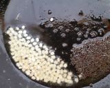 A picture of step 2 of Upma.