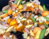 Foto langkah ke 3 dari resep Cap cay goreng.