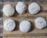 A picture of step 6 of Mango stuffed bread rasmalai.