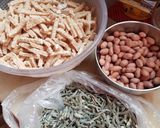 Foto langkah ke 3 dari resep Orek tempe kering kacang tanah dan teri.