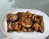 Une image de l'étape 9 de Aubergines grillées marinées en sucré salé.