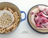 A picture of step 1 of Lotus Root and Pork Tail Soup.