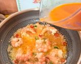 Gambar langkah 3 resipi 👩‍🍳Omelette Inti Udang.