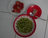 Foto langkah ke 1 dari resep Tumis buncis cah cabe plus tomat.