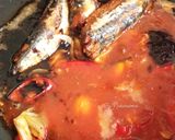 Gambar langkah 4 resipi Ikan Sardin Goreng Kicap.