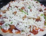 A picture of step 11 of Thin Crust Seekh Kabab pizza.