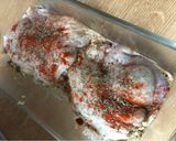Egész csirkecomb filé gombás töltelékkel, édesburgonya pürével recept fázis 3 fotója