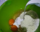Foto langkah ke 3 dari resep Bolu kukus mekar.