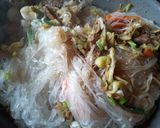 Foto del paso 4 de la receta: Fideos shirataki con salteado de verduras y carne