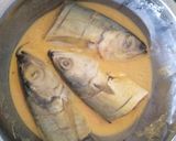 Foto langkah ke 3 dari resep Scramble fried fish.