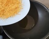 A picture of step 1 of Vermicelli Dryfruit Custard.