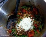 A picture of step 2 of Masala rice.