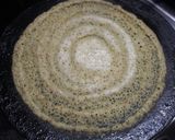 A picture of step 3 of Pesarattu dosa.