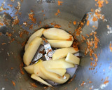Foto del paso 3 de la receta: Volovanes rellenos de ensalada de col con gamba