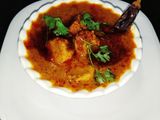 गट्टे कि सब्जी (gatte ki sabji recipe in marathi)