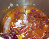 Foto del paso 3 de la receta: Alubias caldosas con butifarra y productos de la huerta