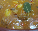 Foto del paso 4 de la receta: Albóndigas de pollo estofadas