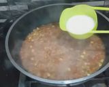 A picture of step 3 of Noodle soup.