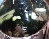 Foto langkah ke 1 dari resep Sup Pangsit Sayuran.