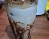 Foto langkah ke 4 dari resep Dalgona Chocolate Coffee.