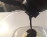 Foto del paso 2 de la receta: Salsa de yogur de chocolate