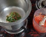 A picture of step 2 of Tomato Rice.