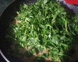 A picture of step 2 of Methi Malai Matar.