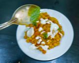 A picture of step 6 of White Matar Papdi Chaat.