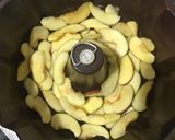 Foto del paso 4 de la receta: Torta invertida de manzana y coco 🍎 🥥
