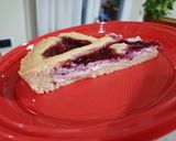 Foto del passaggio 6 della ricetta Crostata con ricotta e marmellata di visciole