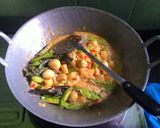 Foto langkah ke 3 dari resep Sambal goreng kentang telur puyuh.