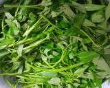Hình bước làm 2 của món Canh rau muống tôm nấu me