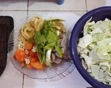 Foto langkah ke 1 dari resep 67. Capcay Goreng Sederhana.