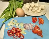 Foto langkah ke 1 dari resep Tumis sawi tahu telur.