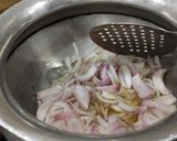 A picture of step 2 of Pulao.