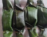 Foto langkah ke 5 dari resep Nasi Bakar Keju.