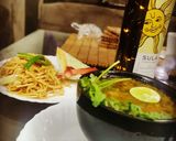 A picture of step 9 of Lemon Coriander Soup and Chilli Garlic Noodles Restaurant Style.