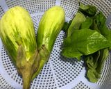 Hình bước làm 1 của món Cà Tím Xào Lá Lốt Chay