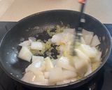 Foto del paso 7 de la receta: Albóndigas con sepia y guisantes