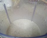 A picture of step 3 of Vanilla Oreo milkshake.