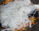 Foto langkah ke 3 dari resep Lumpia isi bihun.