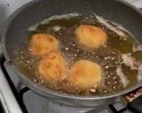 Foto langkah ke 3 dari resep Bola kentang keju.
