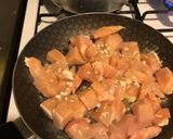 Foto del paso 2 de la receta: Arroz al azafrán con pollo
