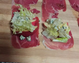 Foto del paso 2 de la receta: Tapa de rollitos de jamón serrano y queso azul
