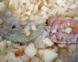 Foto del paso 6 de la receta: Albóndigas con puré de patatas y salsa de tomate con refrito